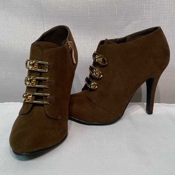 NWT Eva & Zoe Brown & Gold Valerie Stiletto Ankle Booties Boots Heels Size 6.5 M - Picture 1 of 16